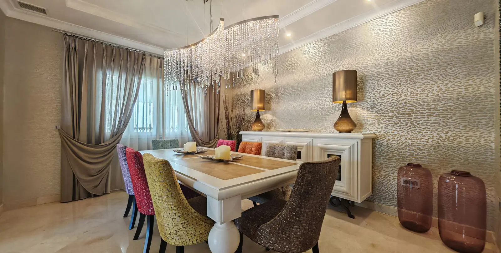 Продажа  отдельно стоящей виллы в Elviria 6