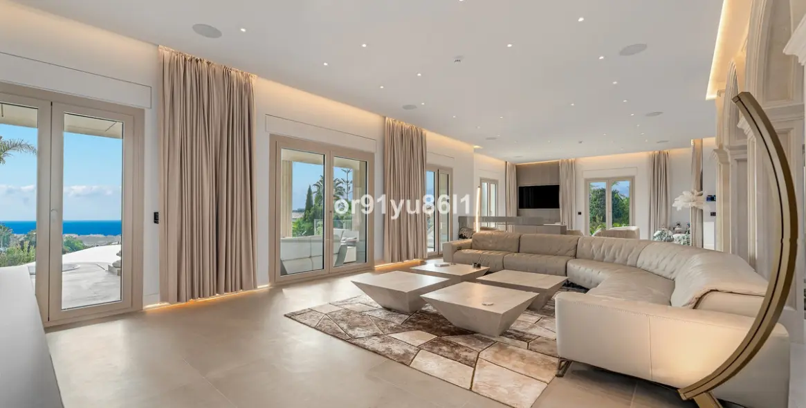 Venta de villa independiente en Sierra Blanca 4