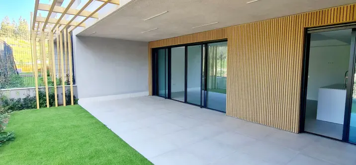 Long-term rent of semi-detached house in El Chaparral 3