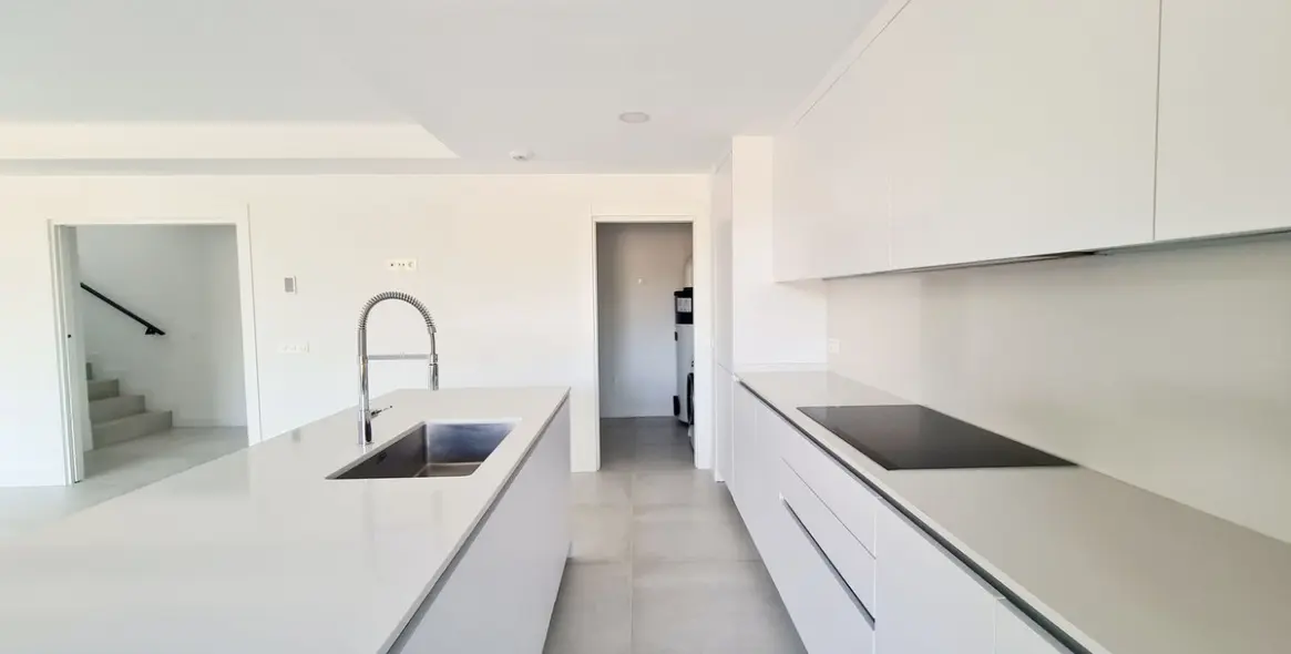 Alquiler a largo plazo de casa pareada en El Chaparral 7