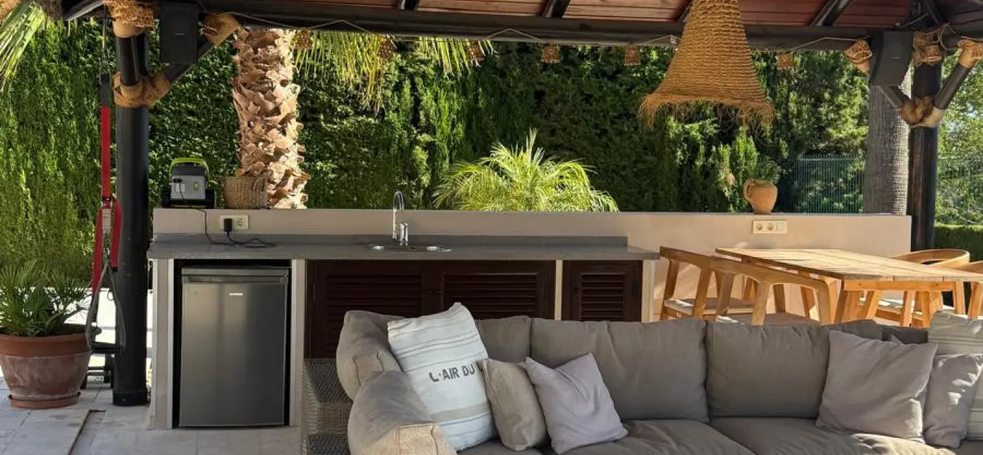 Short-term rent of detached villa in Nueva Andalucía 2