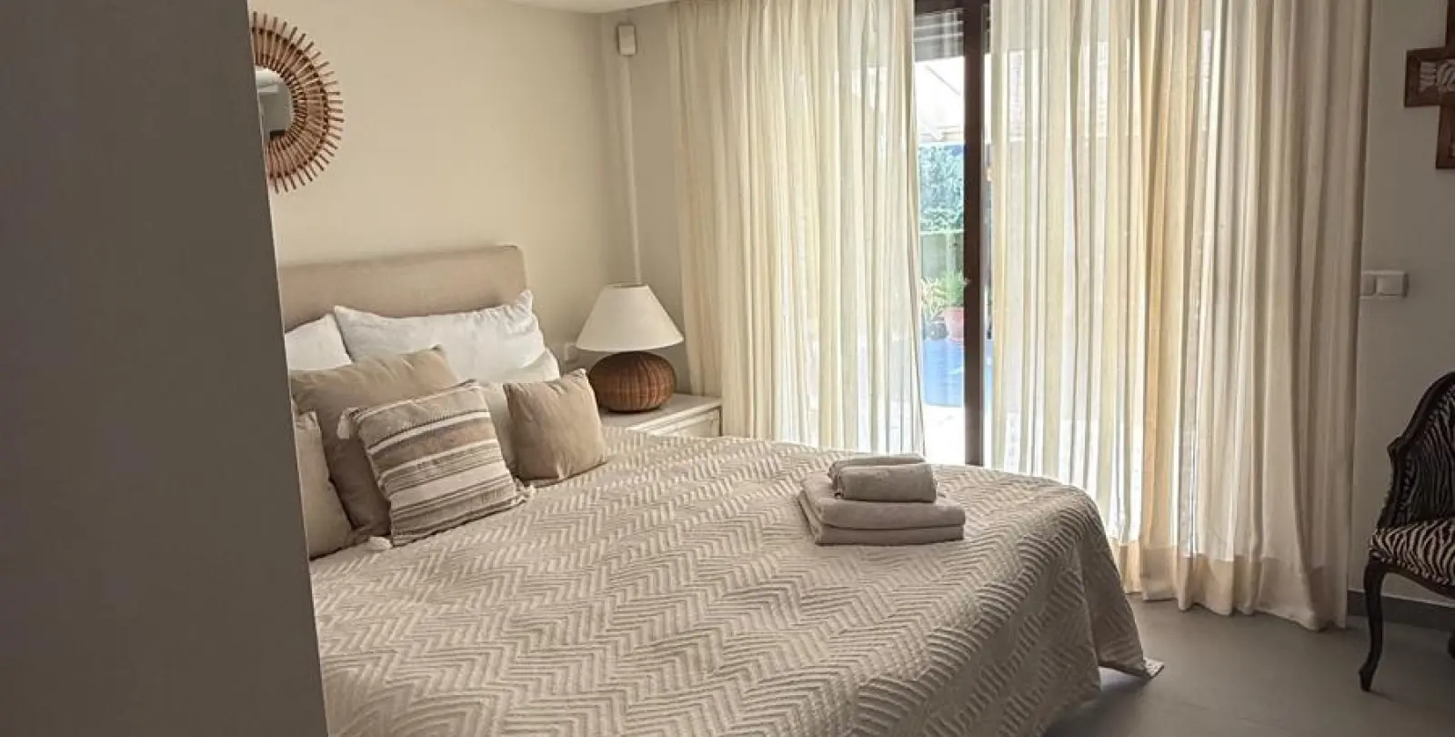 Short-term rent of detached villa in Nueva Andalucía 23