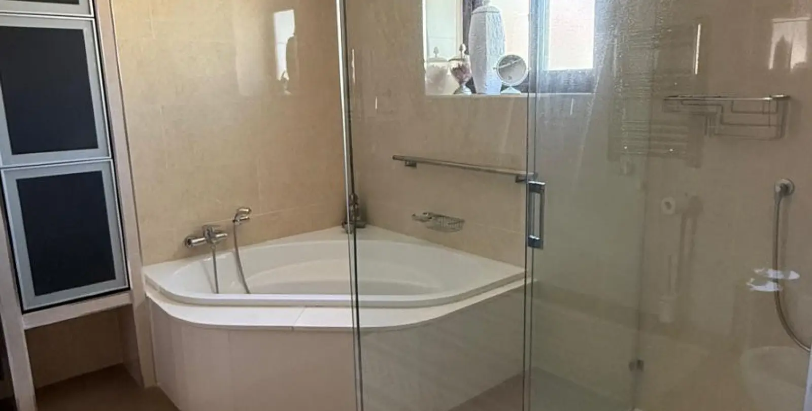 Short-term rent of detached villa in Nueva Andalucía 27