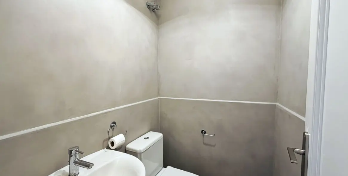 Long-term rent of detached villa in El Paraiso 38