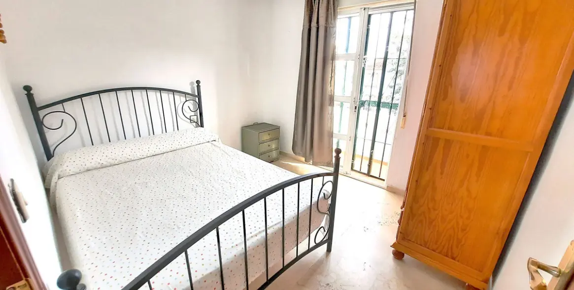 Venta de adosado en Las Lagunas 19