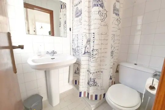 Image 4 thumb