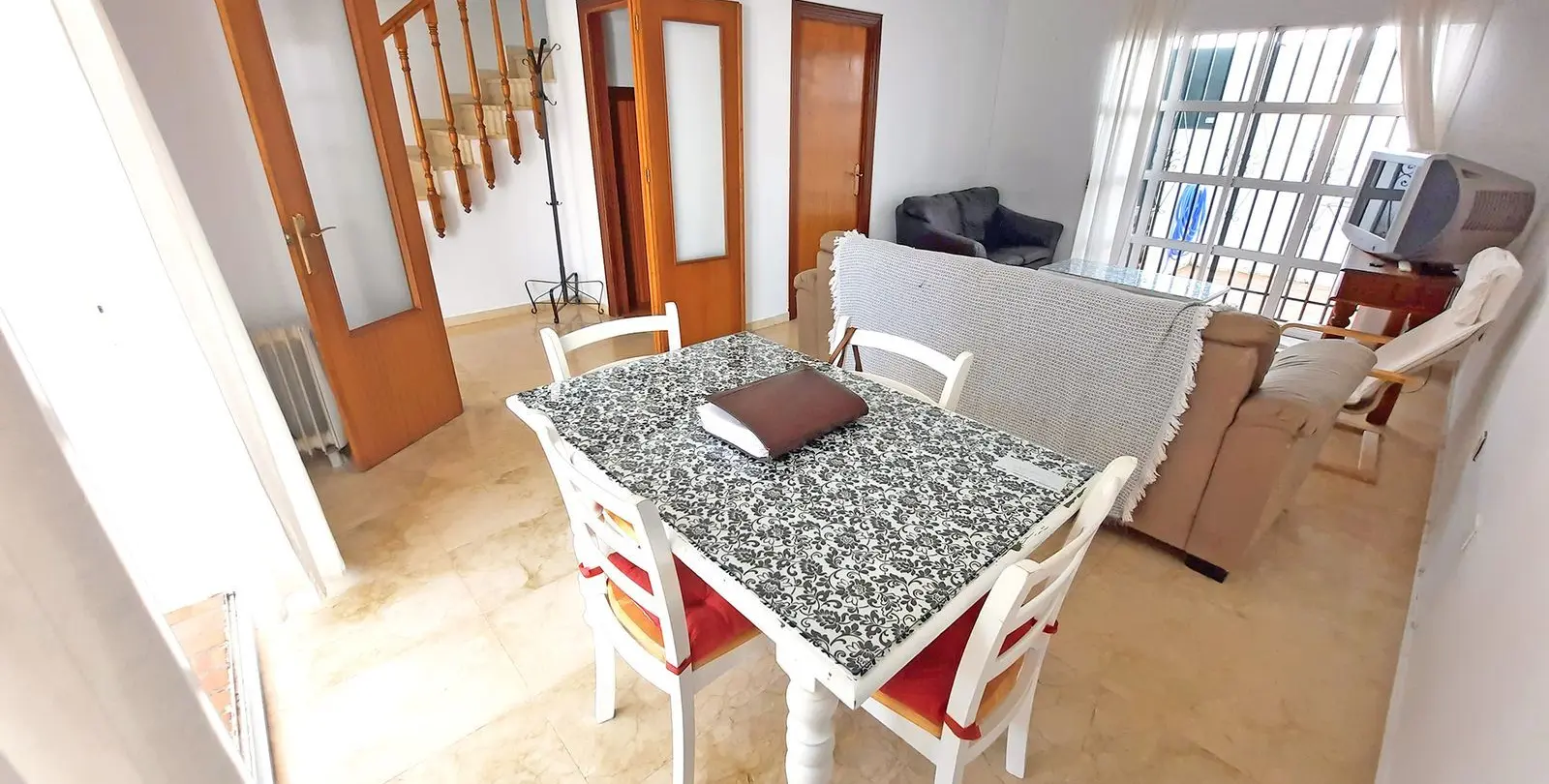 Venta de adosado en Las Lagunas 6