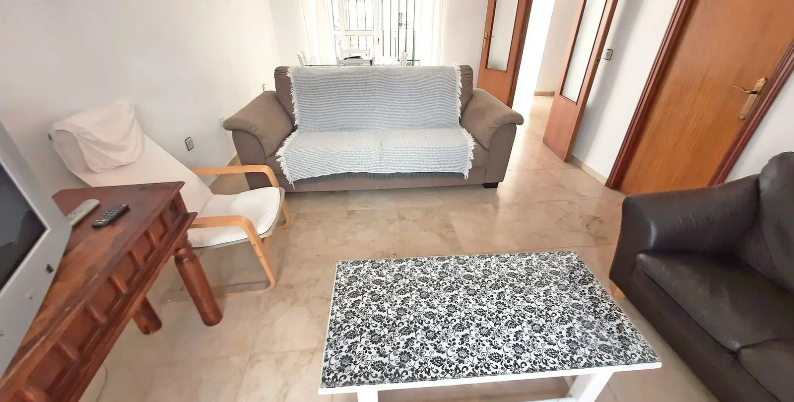 Venta de adosado en Las Lagunas 9