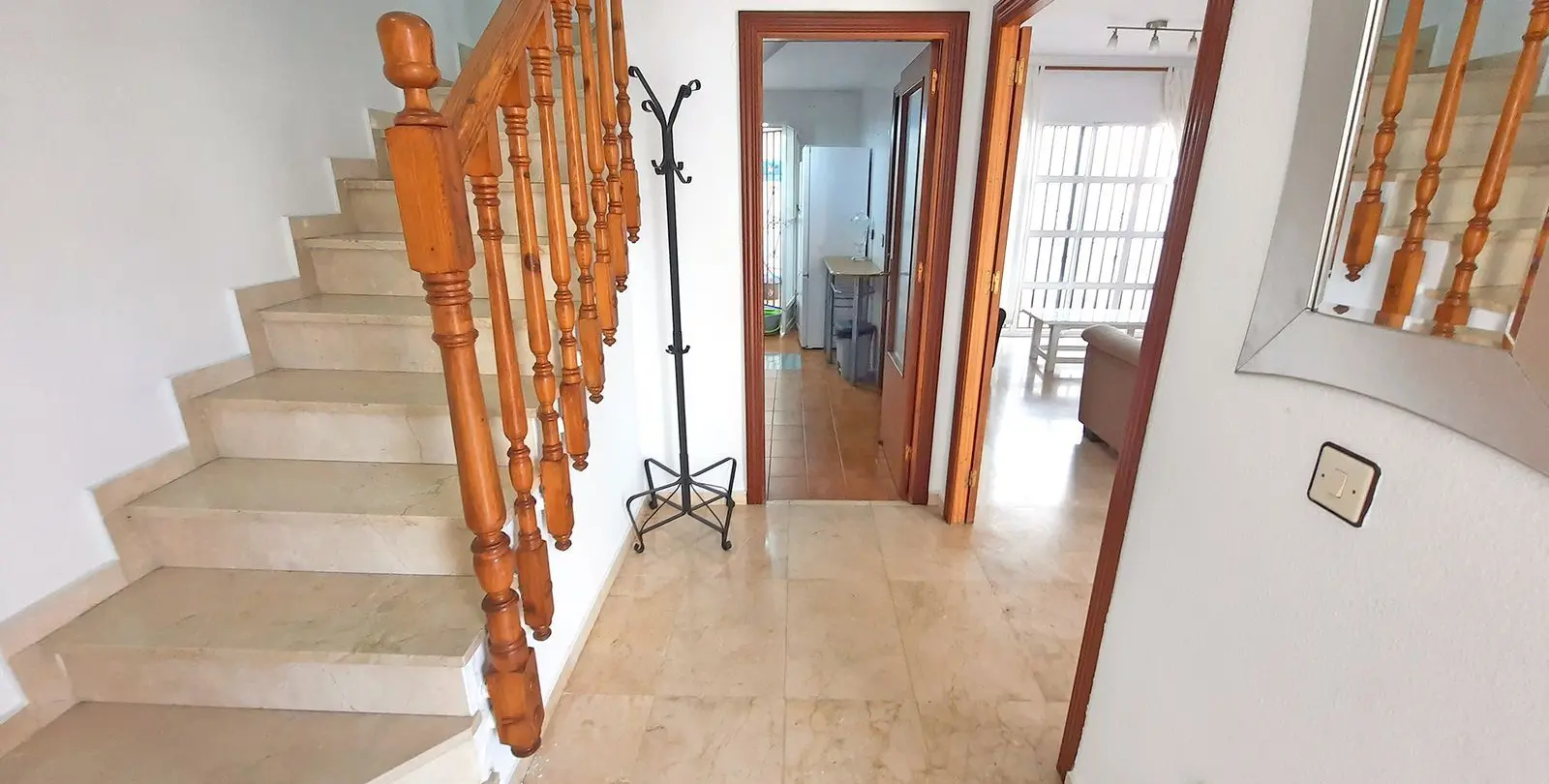 Venta de adosado en Las Lagunas 16