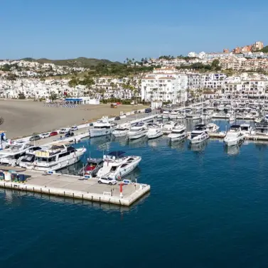 Venta de ático dúplex en La Duquesa