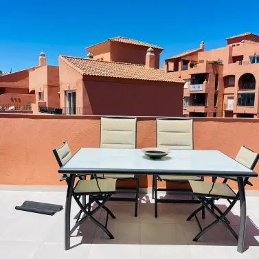 Venta de ático dúplex en La Duquesa