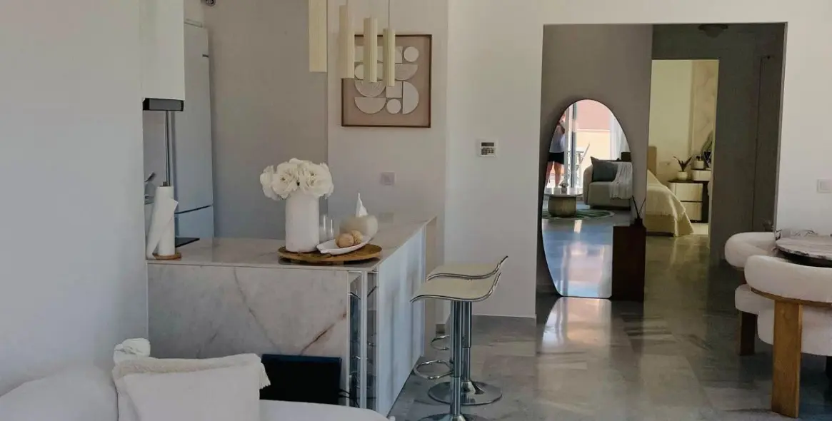 Venta de ático dúplex en La Duquesa 15