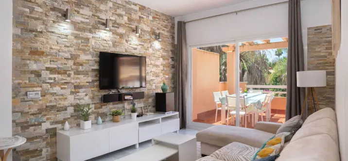 Venta de apartamento en planta media en Carib Playa 2