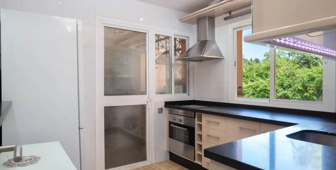 Venta de apartamento en planta media en Carib Playa 8
