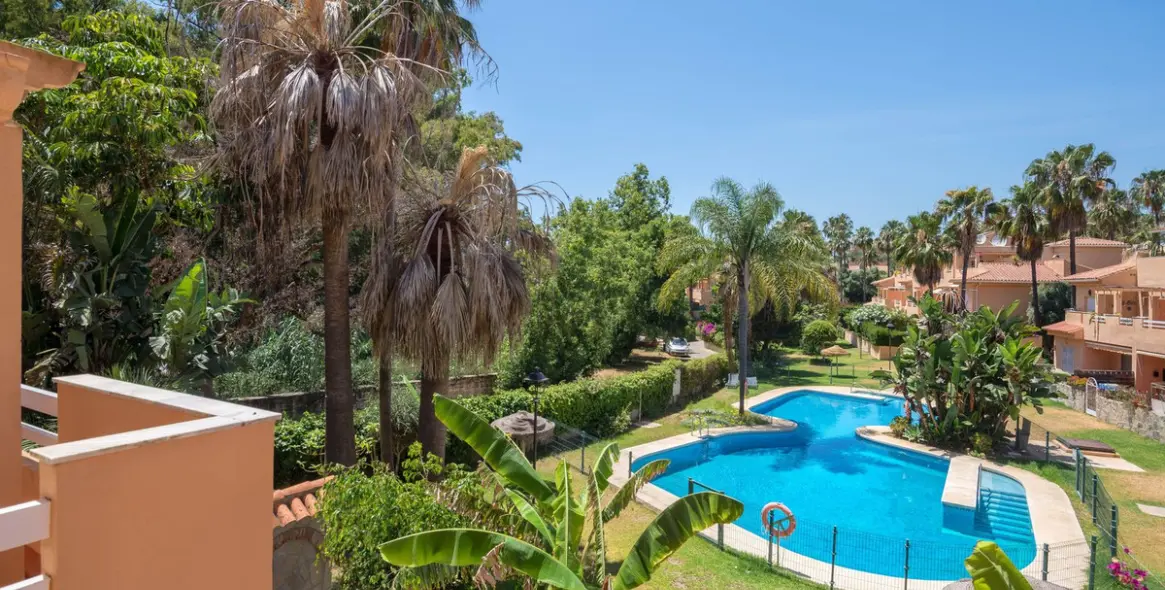 Venta de apartamento en planta media en Carib Playa 19