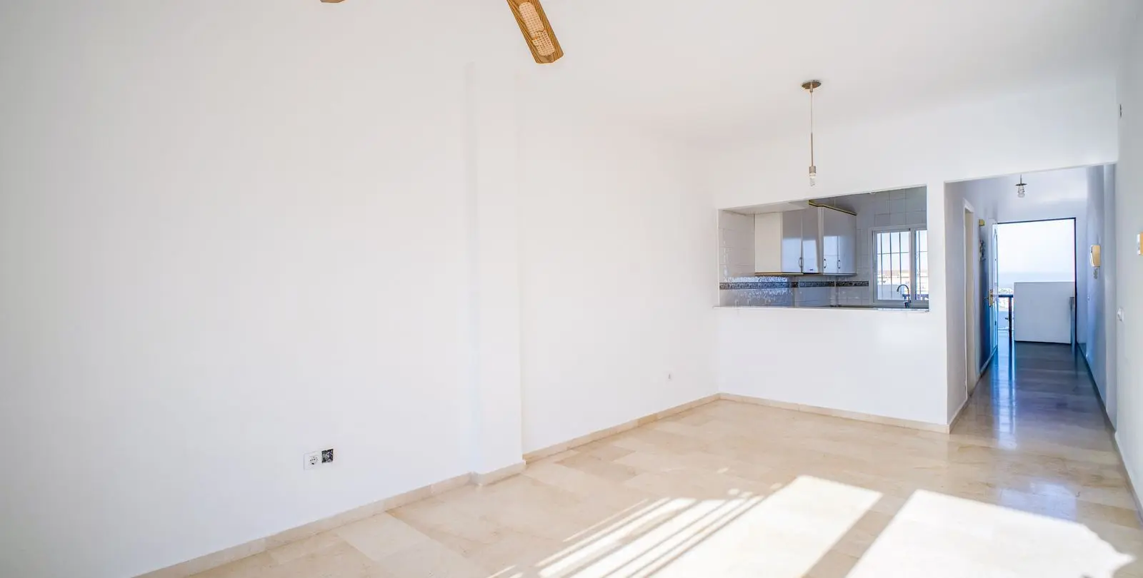 Sale of penthouse in Torrequebrada 9