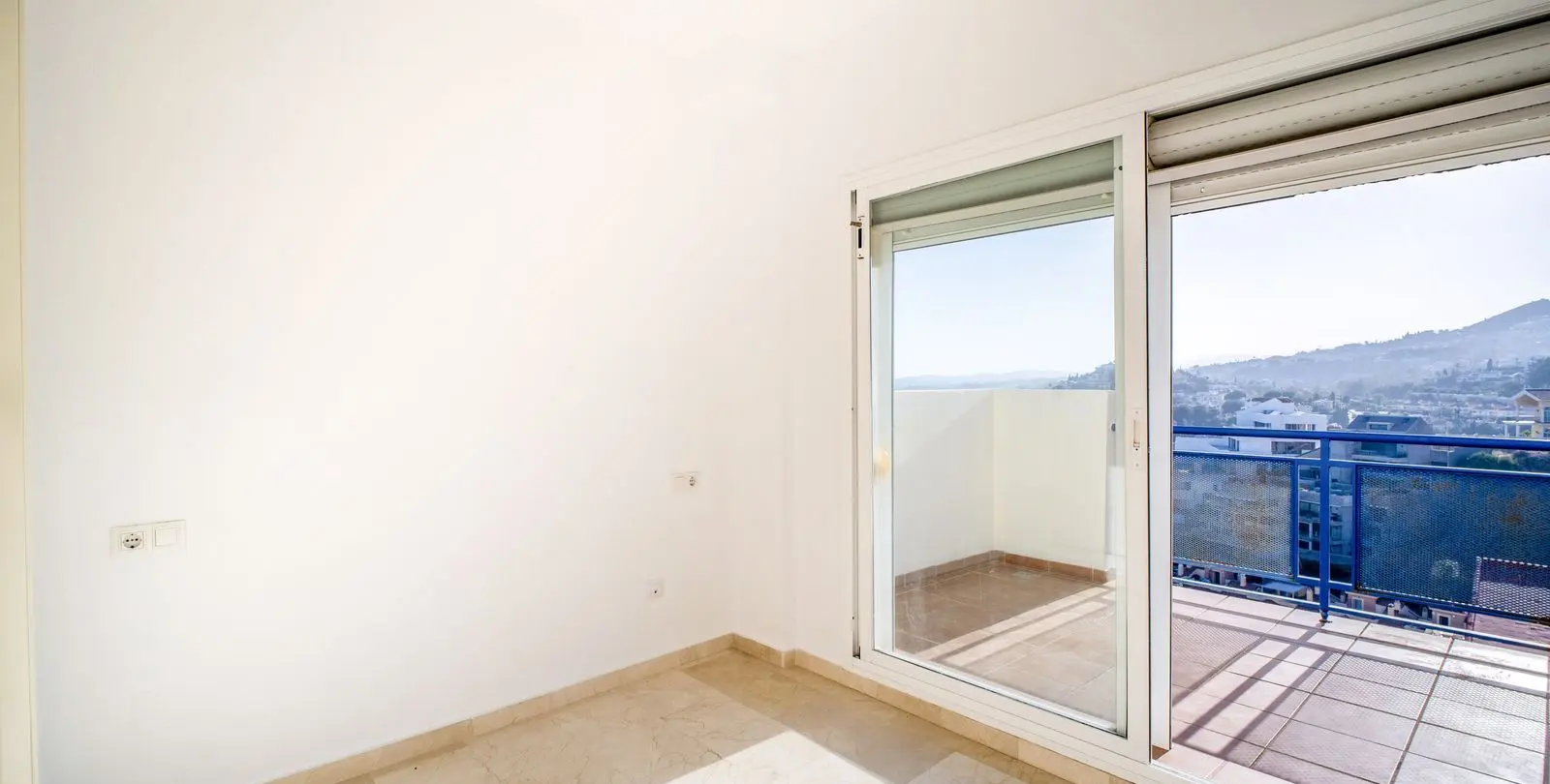 Sale of penthouse in Torrequebrada 10