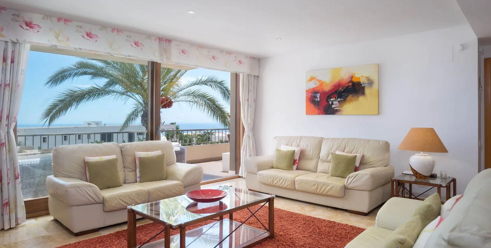 Sale of middle floor apartment in Altos de los Monteros 5