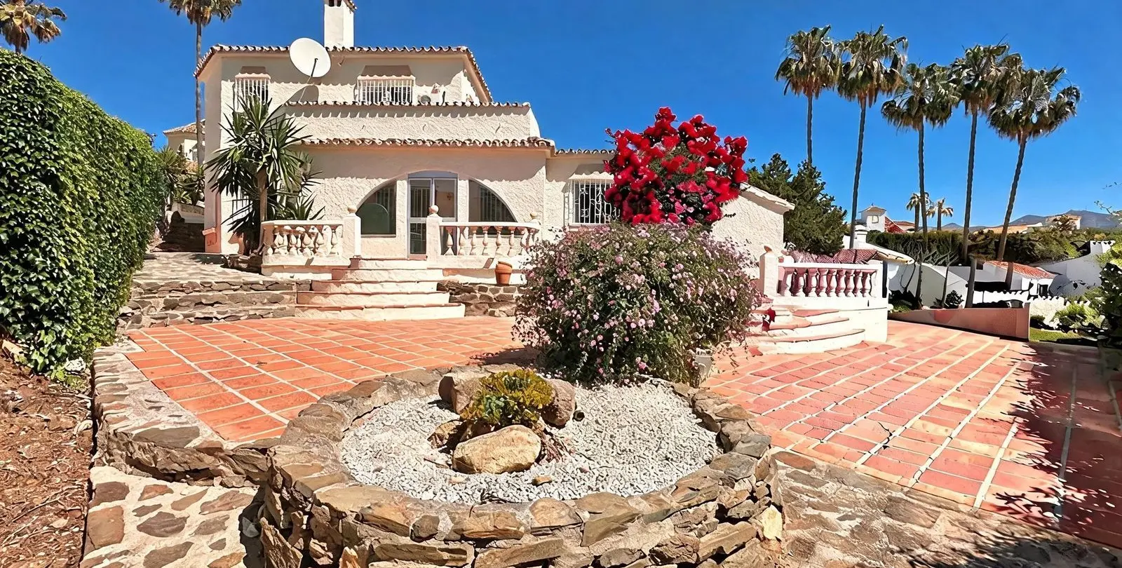 Venta de villa independiente en Mijas Costa 1