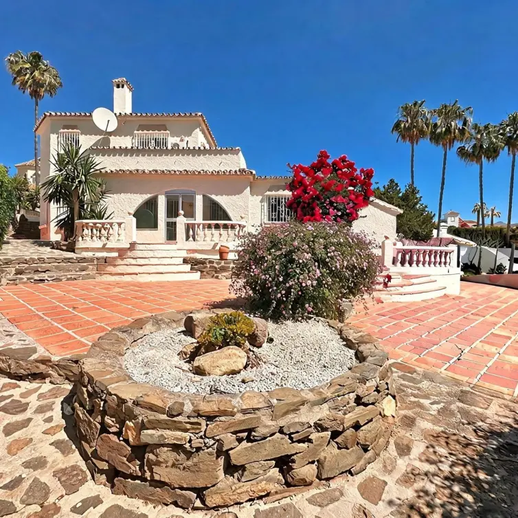 Venta de villa independiente en Mijas Costa