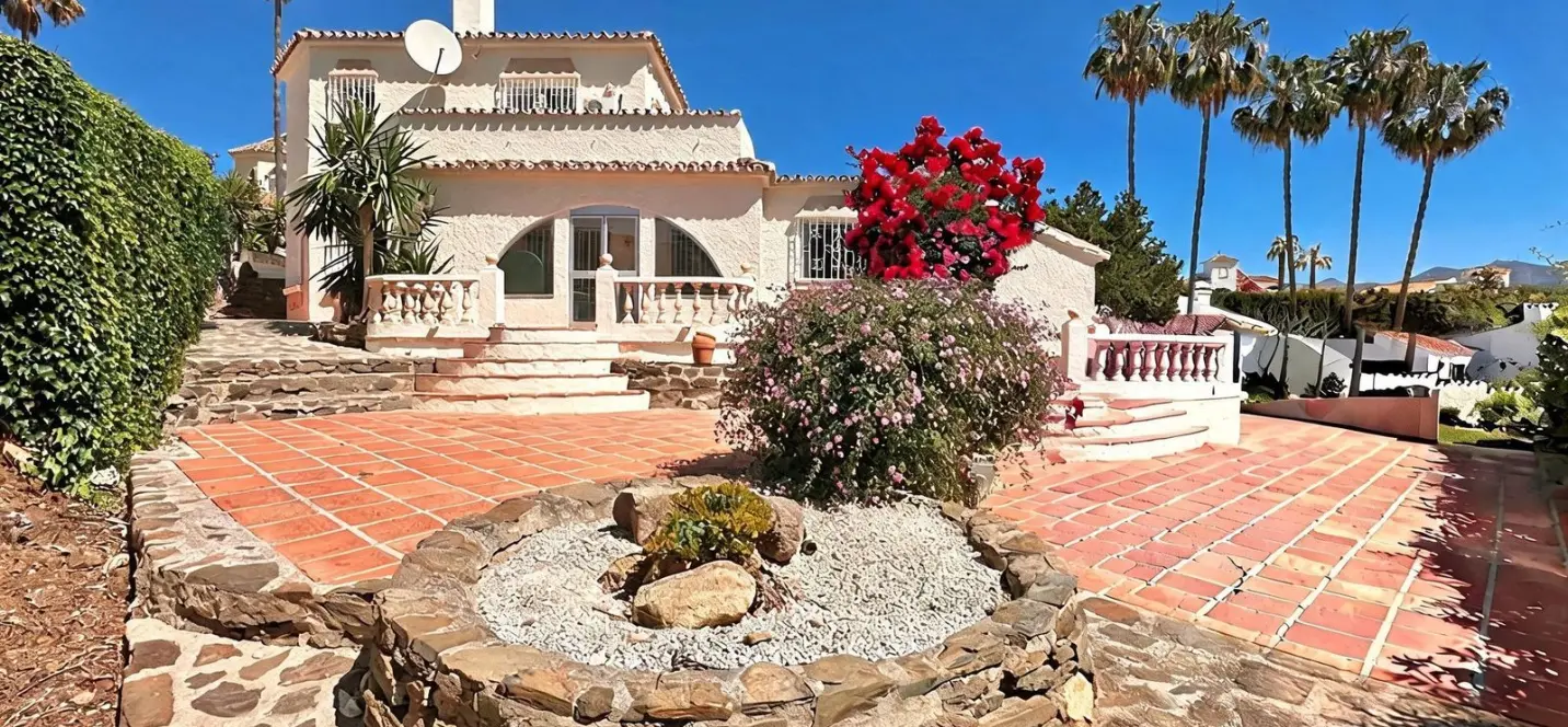Venta de villa independiente en Mijas Costa 0
