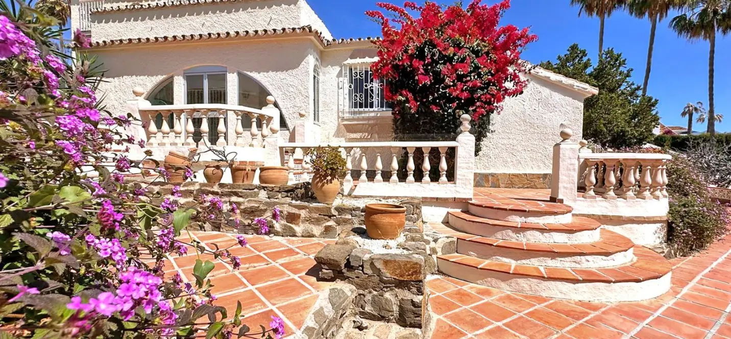 Venta de villa independiente en Mijas Costa 1