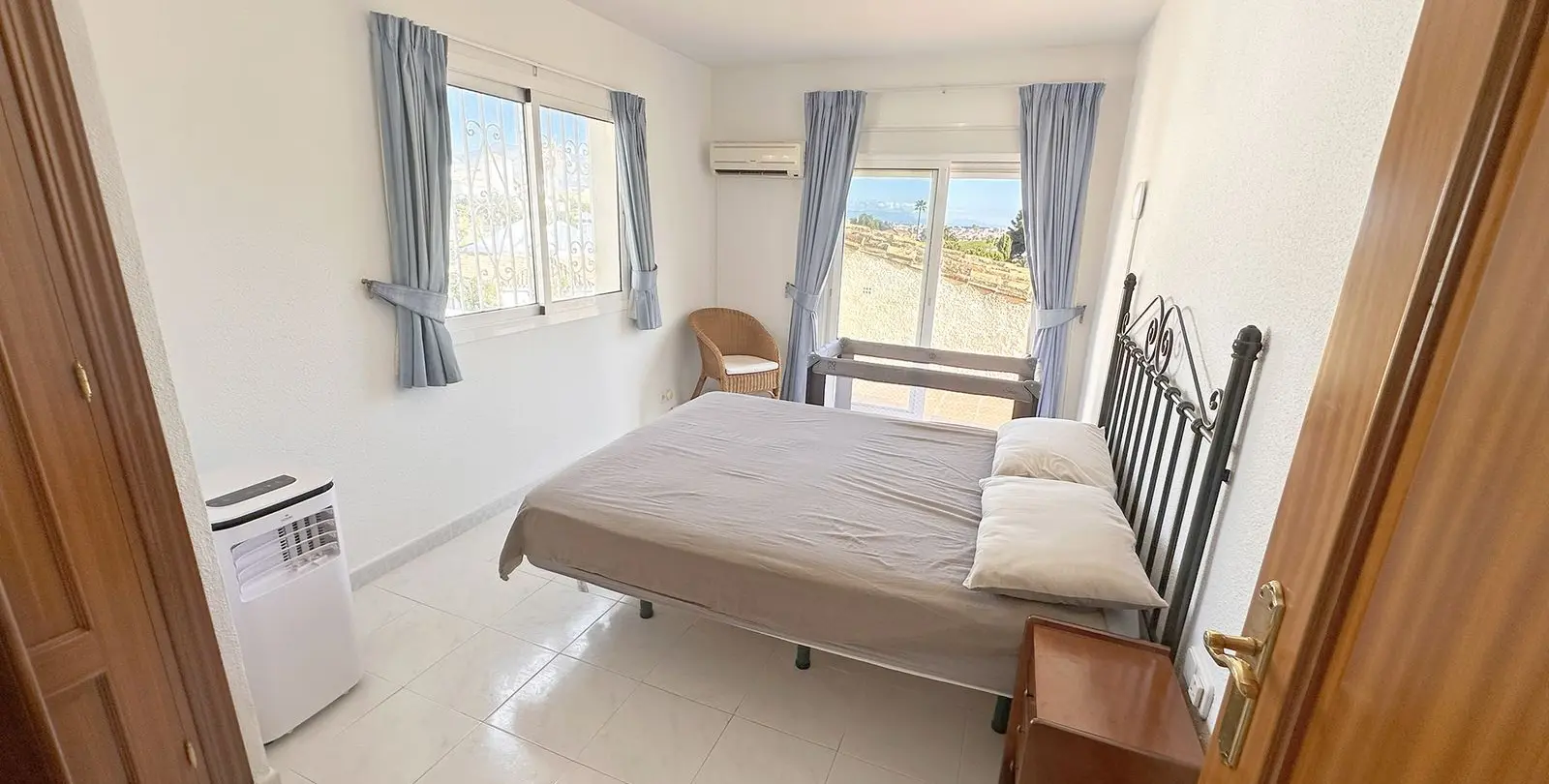 Venta de villa independiente en Mijas Costa 38