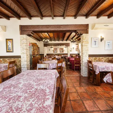 Long-term rent of restaurant in Estepona
