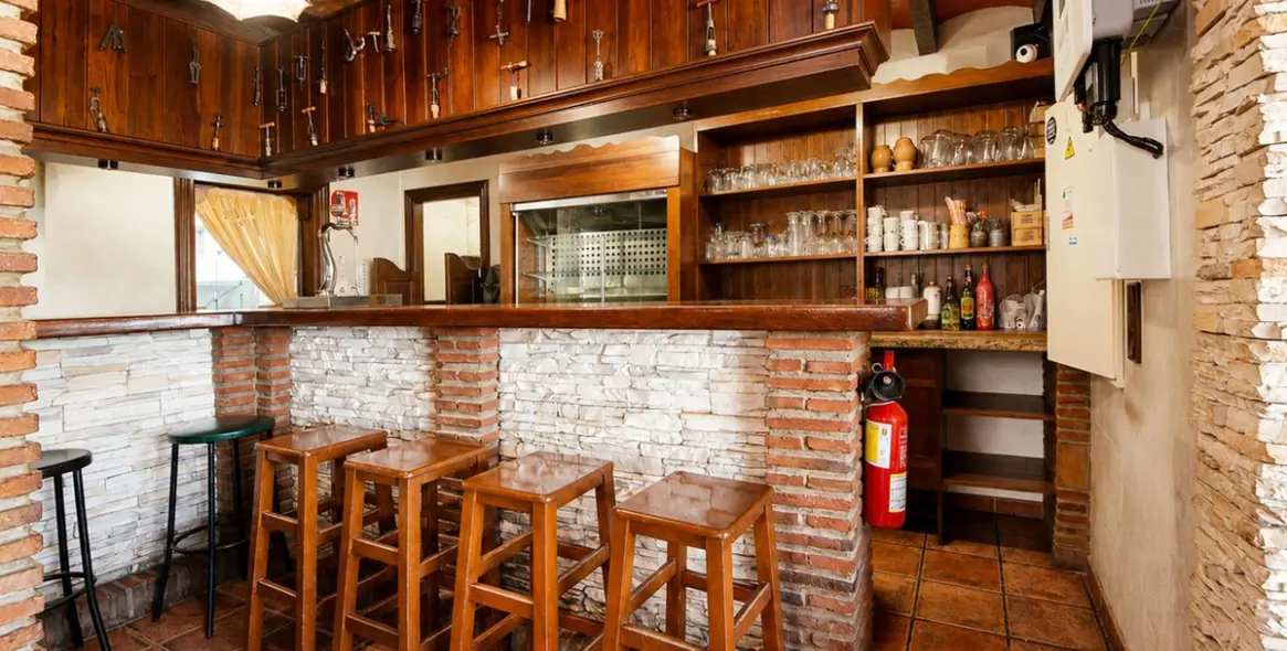 Long-term rent of restaurant in Estepona 6