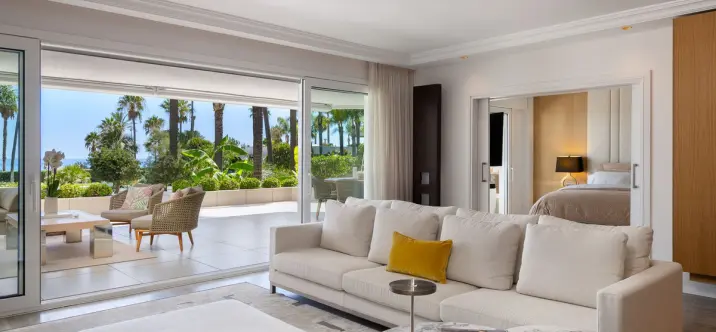 Short-term rent of ground floor apartment in Puerto Banús 1