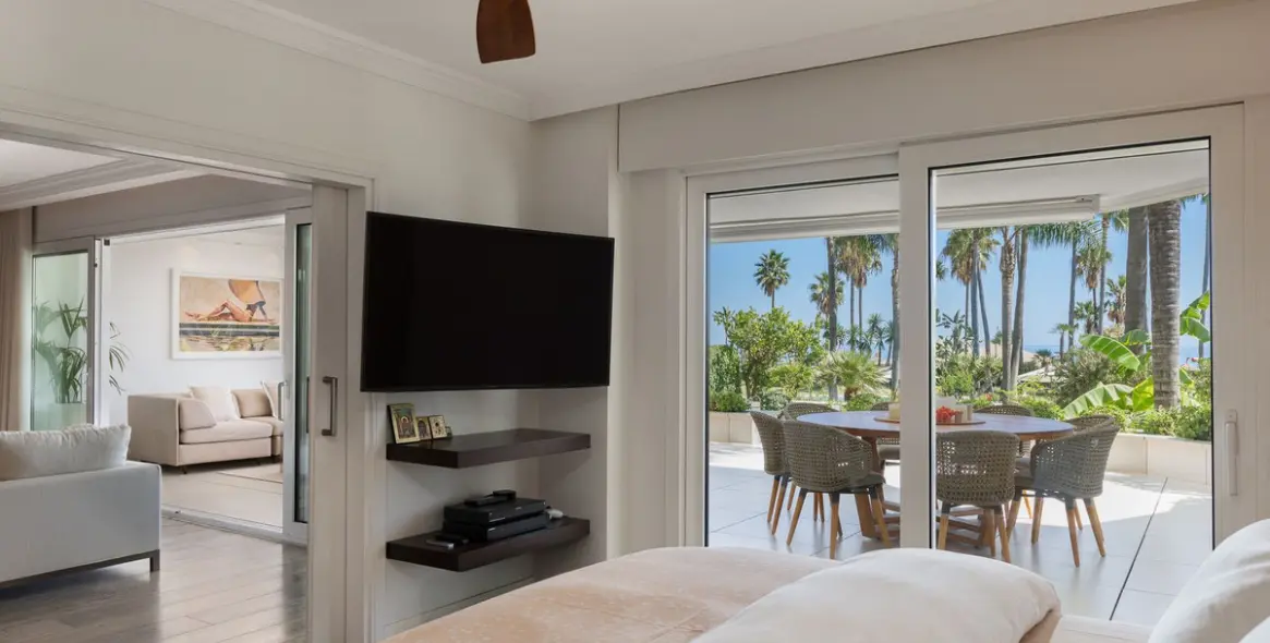Краткосрочная аренда апартаментов на первом этаже в Puerto Banús 10
