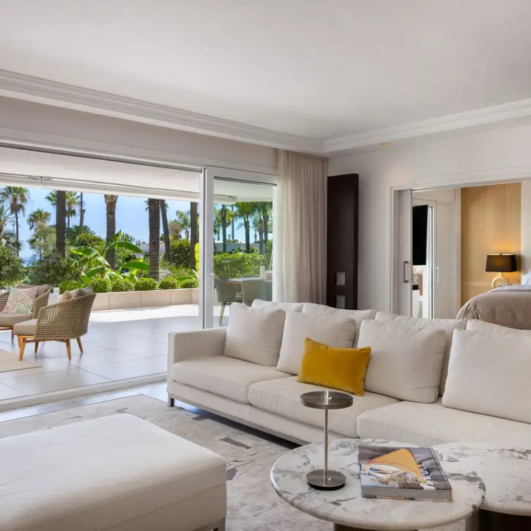 Краткосрочная аренда апартаментов на первом этаже в Puerto Banús