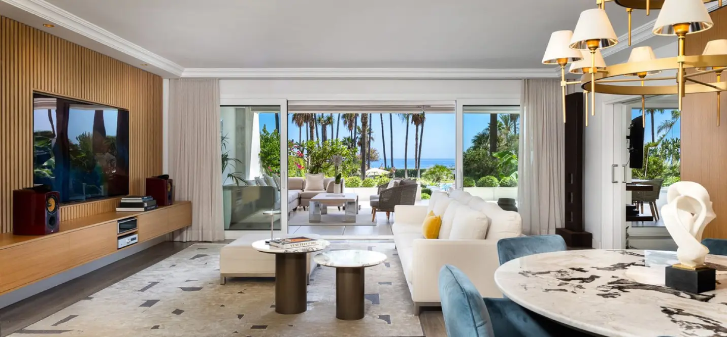 Short-term rent of ground floor apartment in Puerto Banús 3