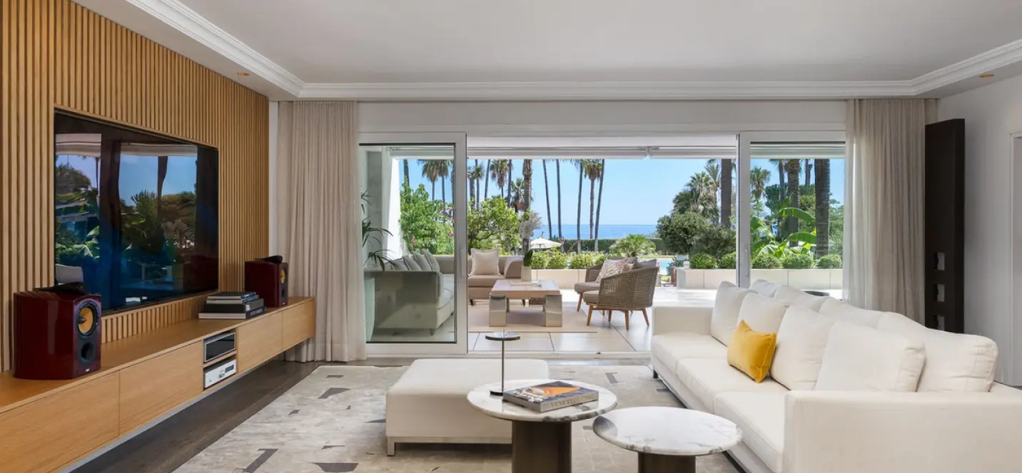 Short-term rent of ground floor apartment in Puerto Banús 4