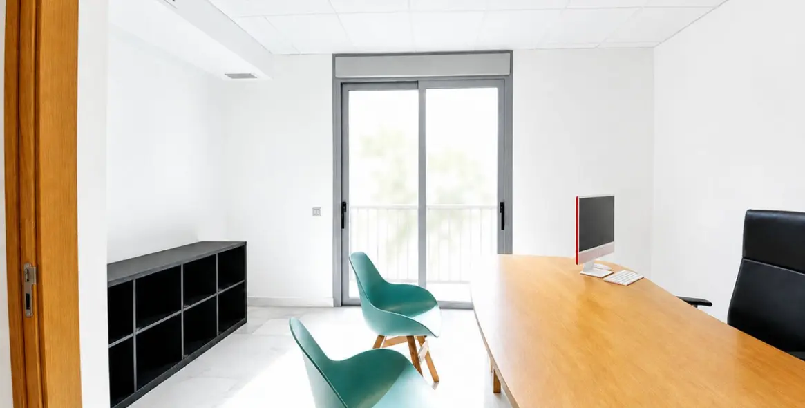 Long-term rent of office in San Pedro de Alcántara 1