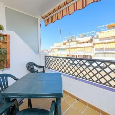Venta de apartamento en planta media en Rincón de la Victoria