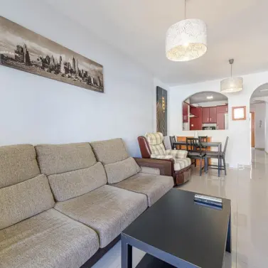 Venta de apartamento en planta media en Rincón de la Victoria