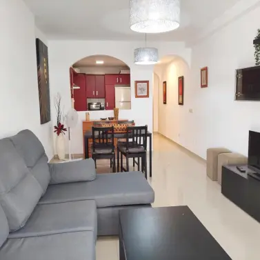Venta de apartamento en planta media en Rincón de la Victoria