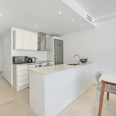 Venta de apartamento en planta baja en The Golden Mile