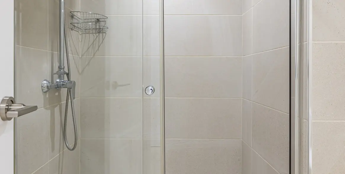 Venta de apartamento en planta baja en The Golden Mile 16