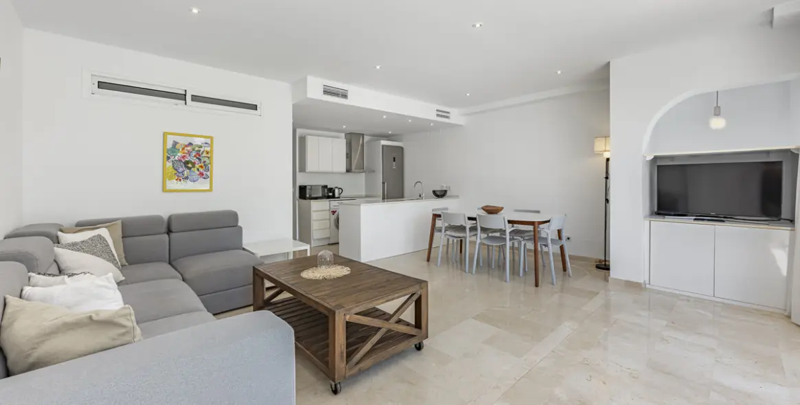 Venta de apartamento en planta baja en The Golden Mile 21