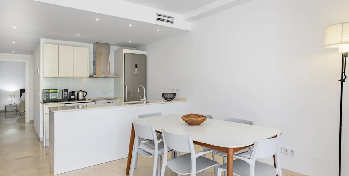 Venta de apartamento en planta baja en The Golden Mile 26