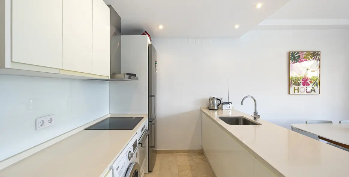 Venta de apartamento en planta baja en The Golden Mile 33