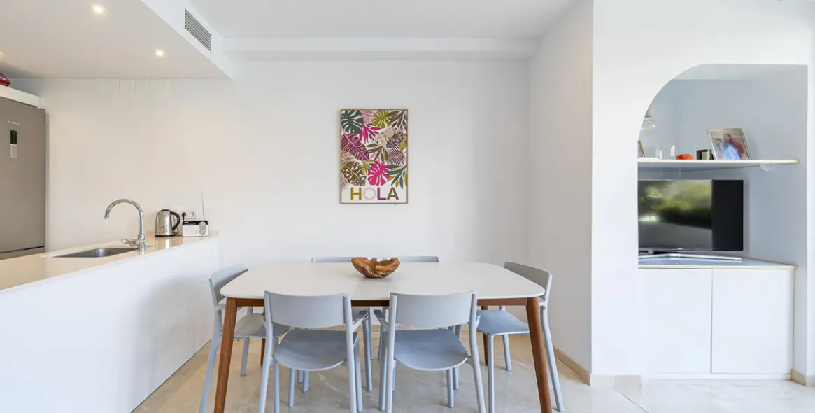 Venta de apartamento en planta baja en The Golden Mile 35