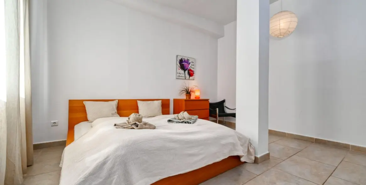 Sale of detached villa in Algarrobo 25
