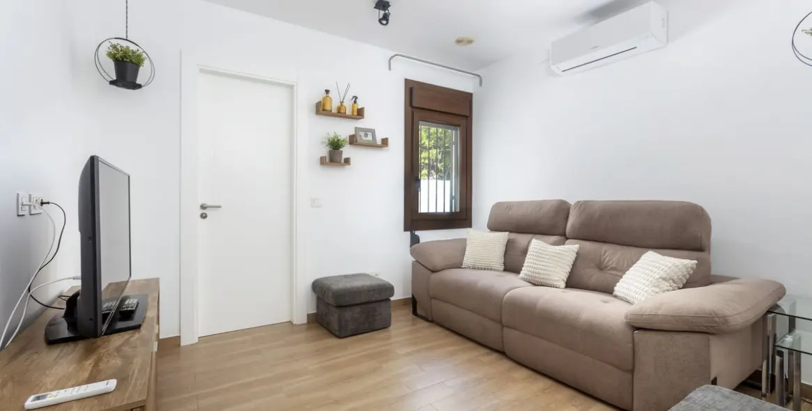 Продажа  отдельно стоящей виллы в Estepona 37