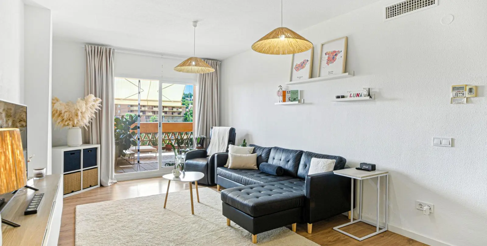 Sale of middle floor apartment in Reserva de Marbella 7
