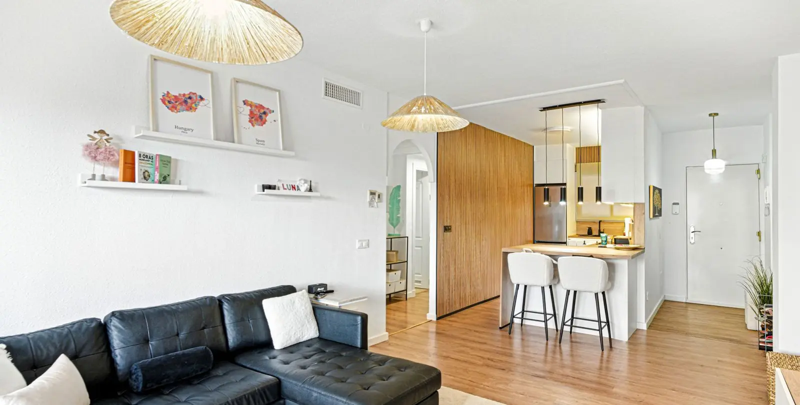 Sale of middle floor apartment in Reserva de Marbella 21