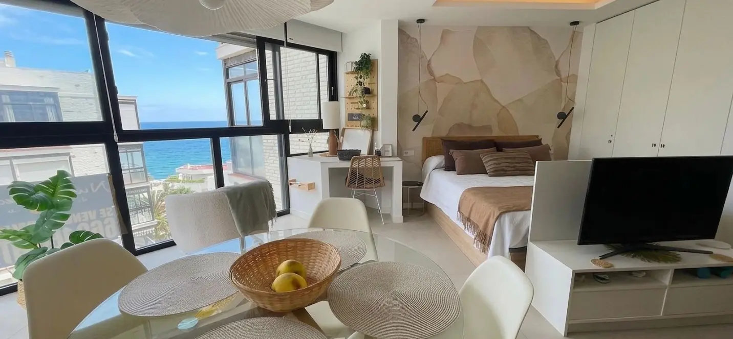 Sale of studio in Marbella 1