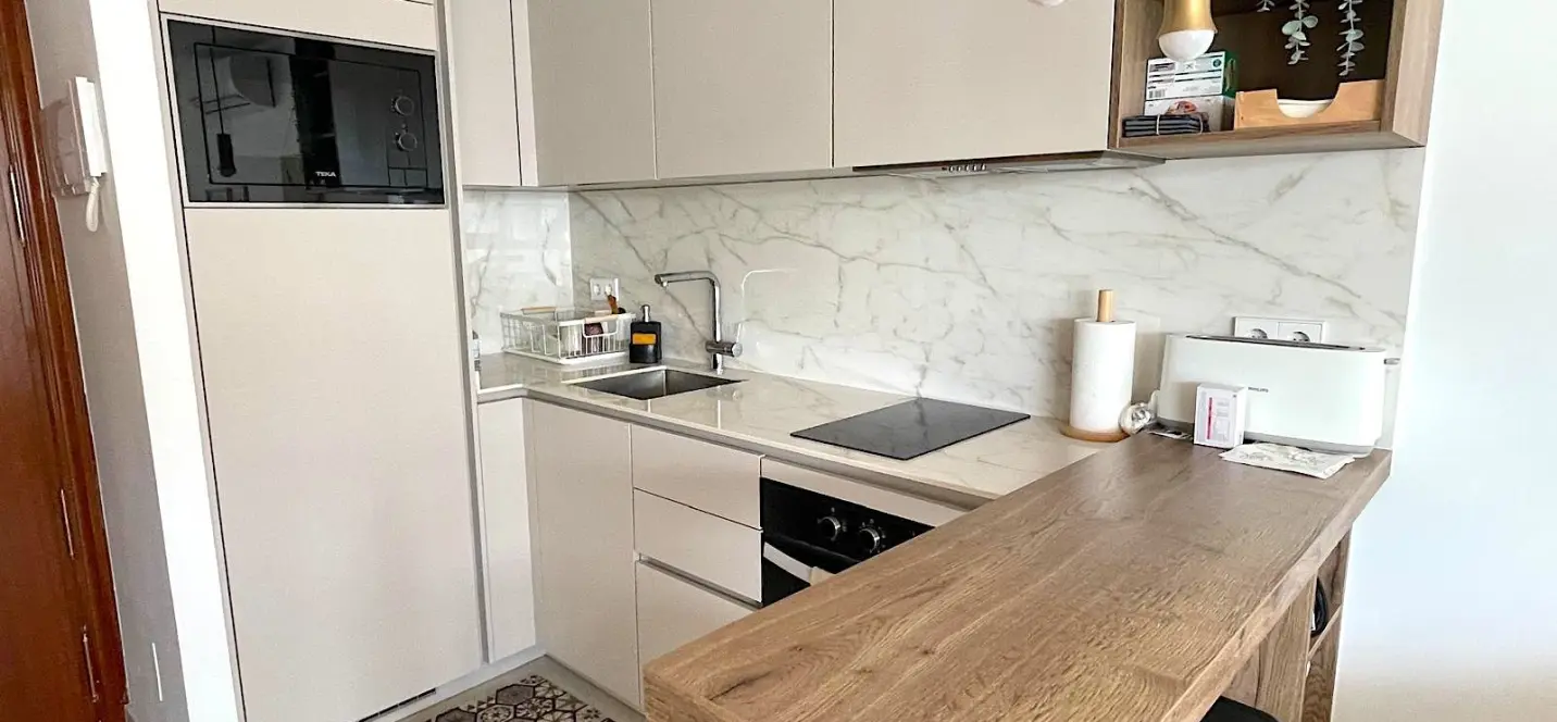 Sale of studio in Marbella 2